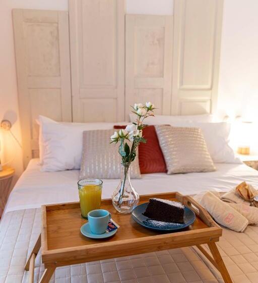 Полулюкс с Балконом, Suitetti Camere&relax