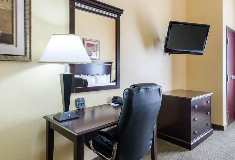 Люкс, Comfort Suites
