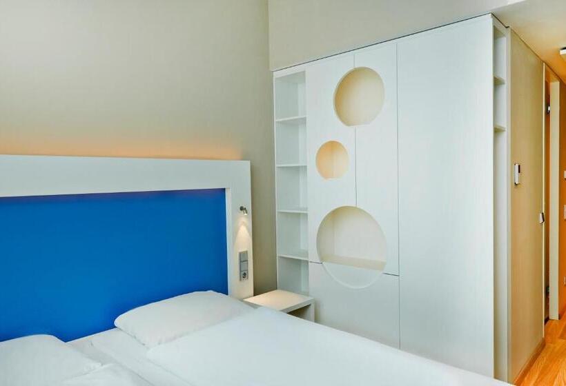Номер Superior, H2 Hotel München Messe