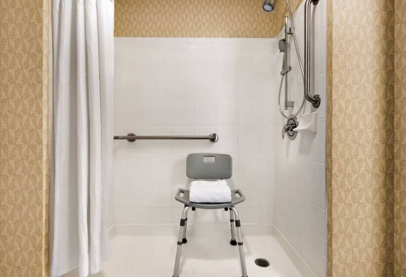 סוויטה מותאמת לאדם עם מוגבלויות, Residence Inn Chattanooga Near Hamilton Place
