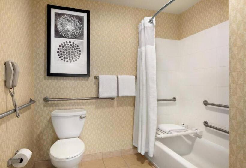 סוויטה מותאמת לאדם עם מוגבלויות, Residence Inn Chattanooga Near Hamilton Place