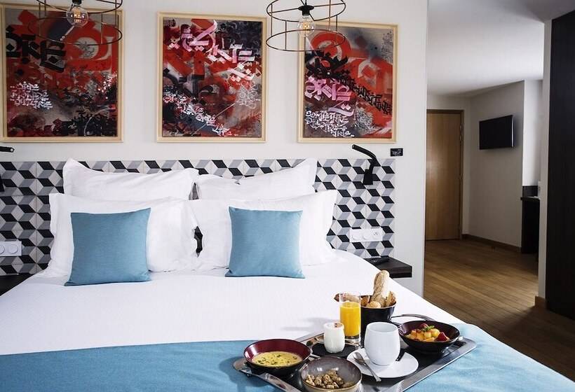 سوییت جونیور, Logis Hôtel Villa Du Taur