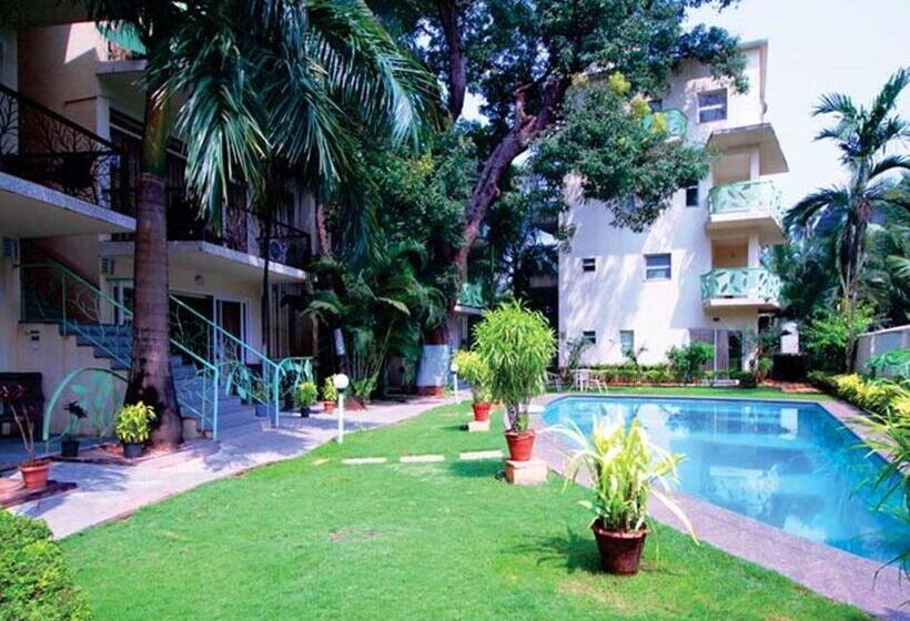 اتاق استاندارد با بالکن, Sharanam Green Resort