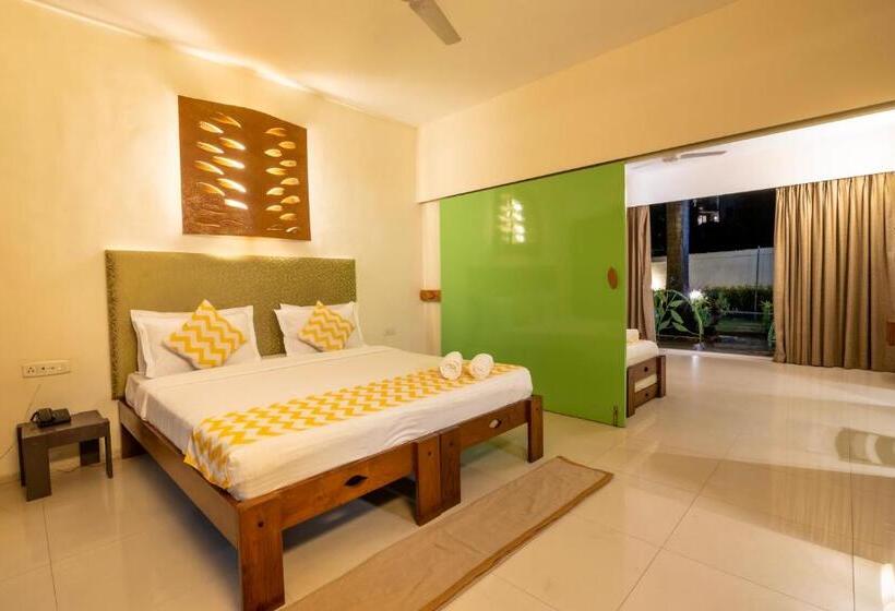 سوییت با چشم‌انداز استخر, Sharanam Green Resort