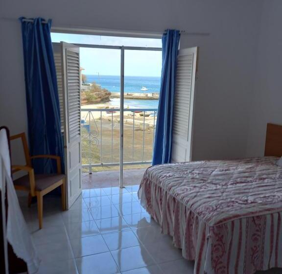 اتاق استاندارد سه نفره, Sol Marina