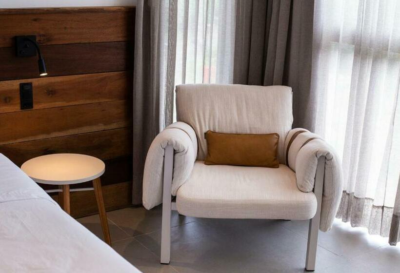 Suíte Deluxe, Triângulo Noronha