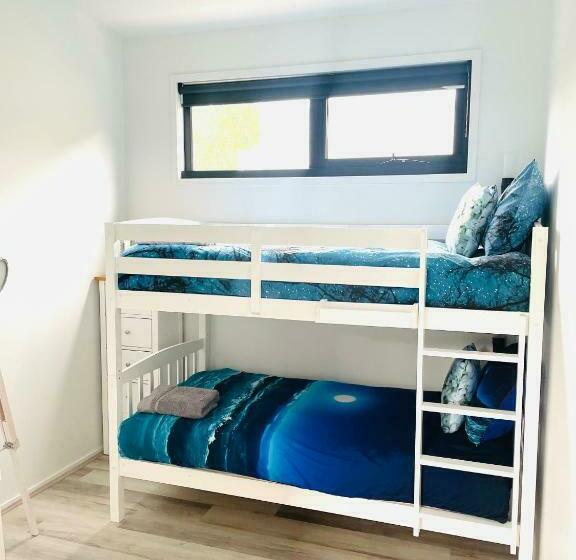 Вилла 2 Спальни, Farm Stay Maple Cottage At Wilindi Estate