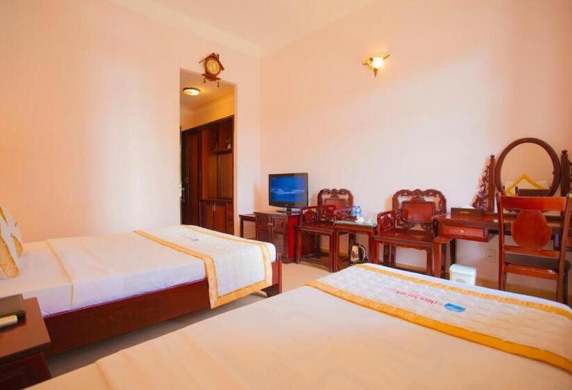 اتاق استاندارد با چشم‌انداز کوهستان, Hawaii Resort Phu Quoc