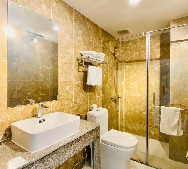 اتاق لوکس با تخت بزرگ, Hawaii Resort Phu Quoc
