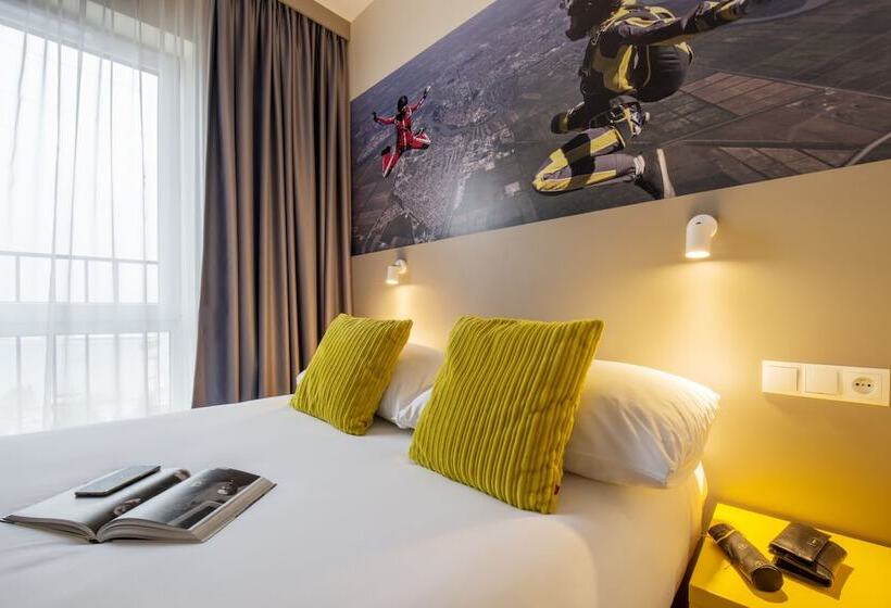 スタンダードルーム, Ibis Styles Warszawa West