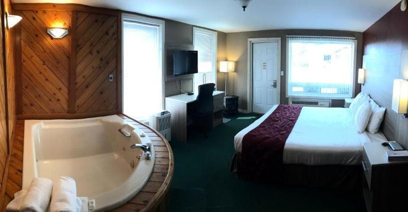 스탠다드 룸 킹사이즈 침대, Knights Inn Huntsville