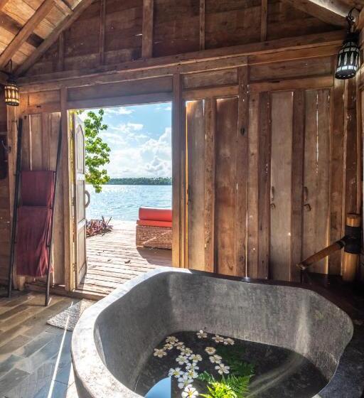 带1个卧室和海景的别墅, Ratua Private Island Resort