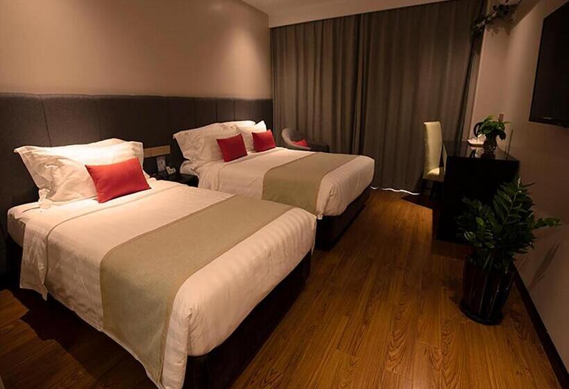 패밀리 룸, Shanghai Joyful Star Hotel Free Shuttle Bus To Pudong Airport And Disney