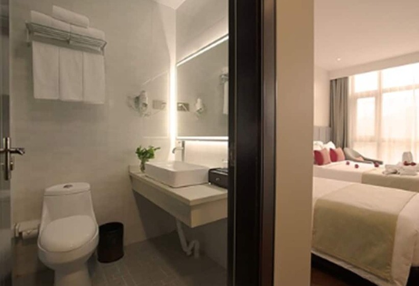 패밀리 룸, Shanghai Joyful Star Hotel Free Shuttle Bus To Pudong Airport And Disney