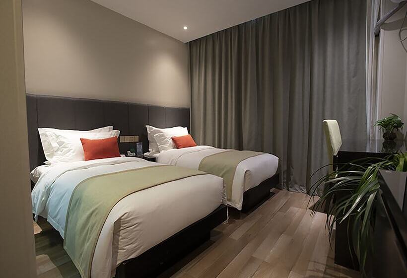 스탠다드 룸, Shanghai Joyful Star Hotel Free Shuttle Bus To Pudong Airport And Disney