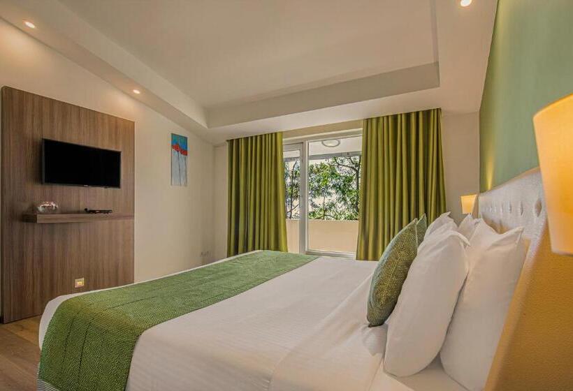 프레스티지 스위트, Sterling Mussoorie