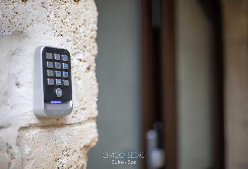 Люкс Повышенной Комфортности, Civico Sedici Suite & Spa