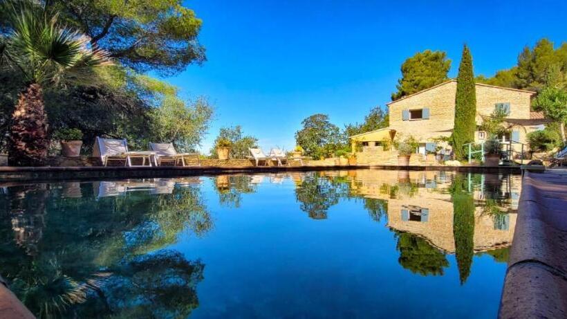 Номер Стандарт Вид на Сад, La Bastide Du Beausset Vieux