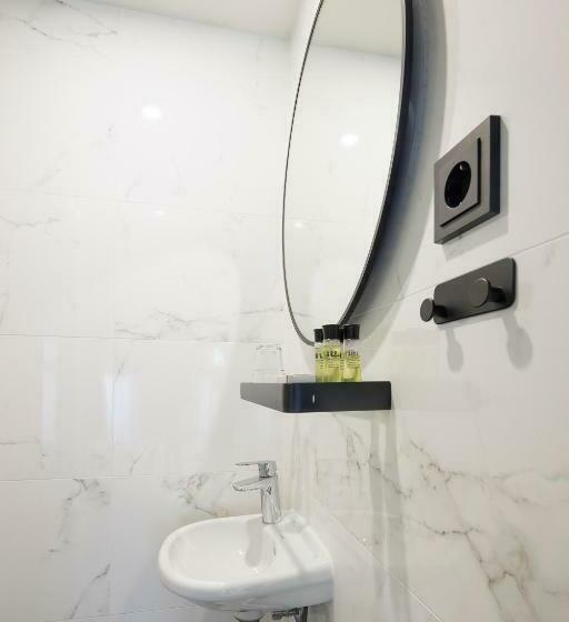 Quarto Estandar, Ciao Papa Hotel Amsterdam Central Station