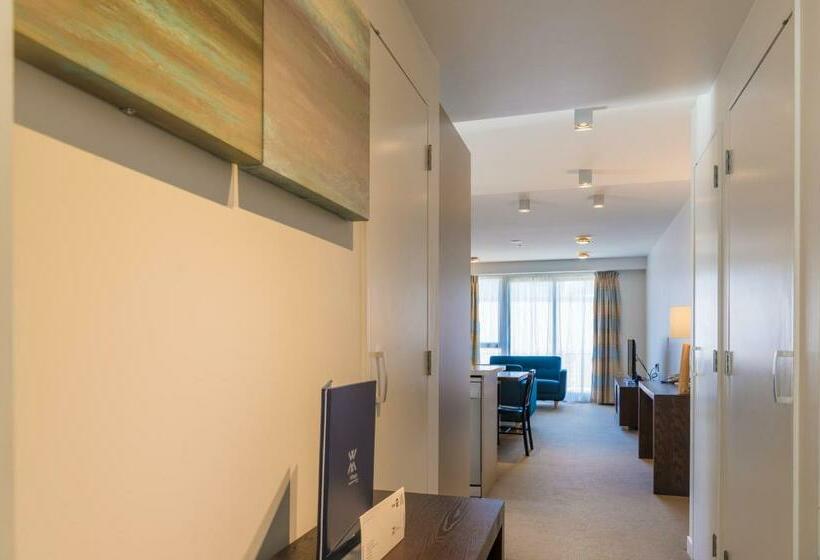 Люкс 2 Спальни, Boulcott Suites