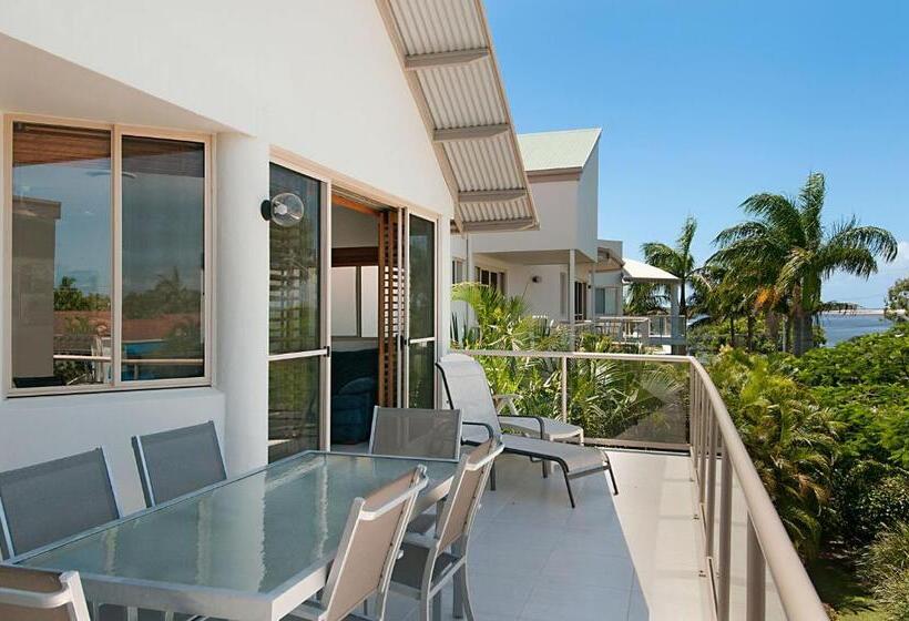 Апартаменты 3 Спальни, Offshore Noosa Resort