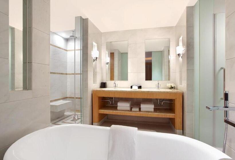 Номер Executive Кровать Кинг, Sheraton Zhoushan
