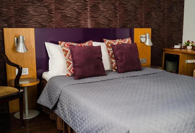 اتاق لوکس, Vila Ranya   Adults Only