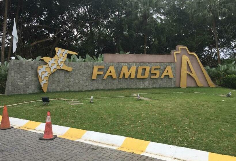 اتاق خانوادگی, D Savoy @ Famosa By Mr