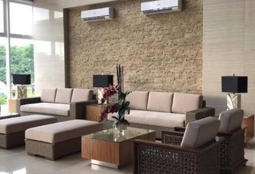 ファミリールーム, Smdc Wind Residences, Unli Wifi And Netflix With Balcony