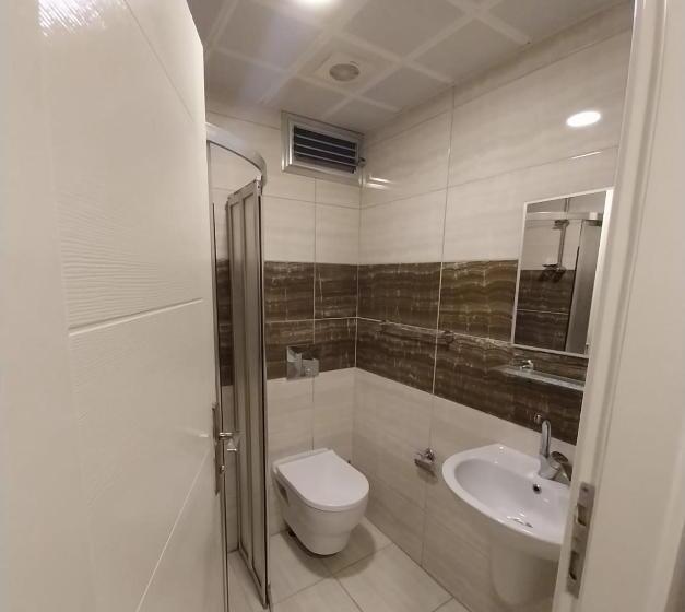 اتاق لوکس خانوادگی, Trabzon Asel Suite Otel