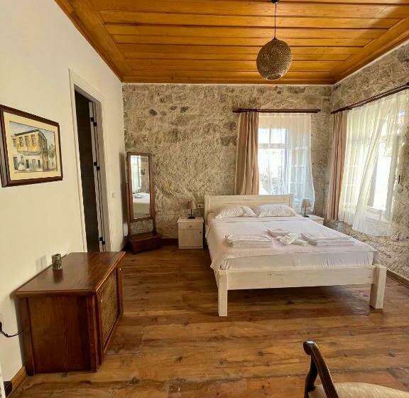 디럭스 4인 룸, Alacati Cadde Otel