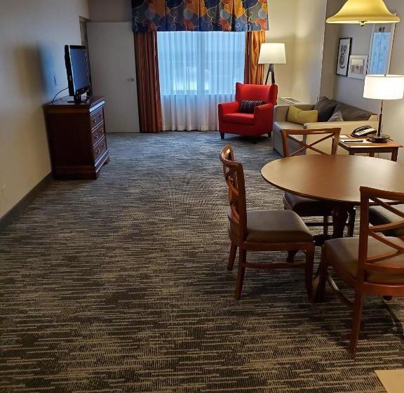带大床的套房, Country Inn & Suites By Radisson, Fredericksburg South I 95 , Va
