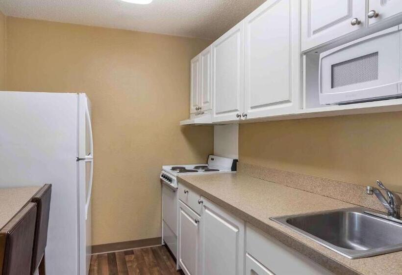 스탠다드 스튜디오, Extended Stay America Suites  Philadelphia  Mt. Laurel  Pacilli Place