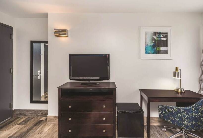 Номер Стандарт 2 Двуспальные Кровати, La Quinta By Wyndham Brooklyn Downtown