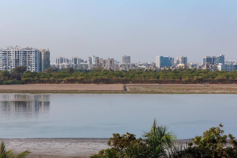 اتاق پرمیوم, Surat Marriott