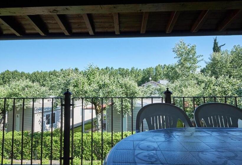 Apartamento Superior 1 Dormitório, Villaggio Turistico Lugana Marina