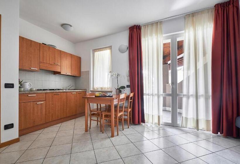 Apartamento Superior 1 Dormitório, Villaggio Turistico Lugana Marina