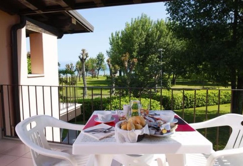 Apartamento 1 Dormitório, Villaggio Turistico Lugana Marina