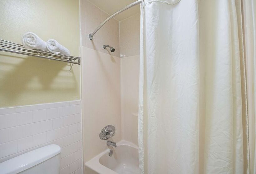 Номер Deluxe, Motel 6livingston, Tx