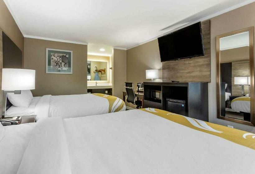 스탠다드 룸, Quality Inn & Suites