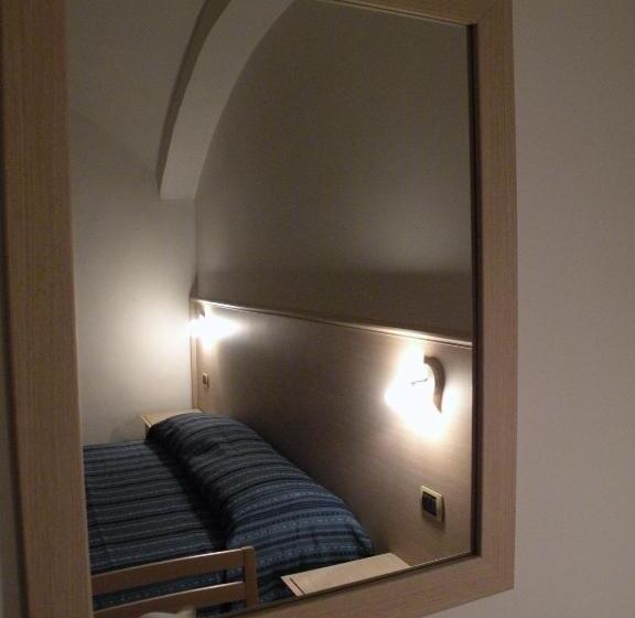 اتاق استاندارد, Bed & Breakfast Al Ponte