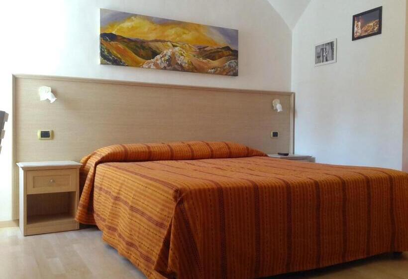 اتاق استاندارد, Bed & Breakfast Al Ponte
