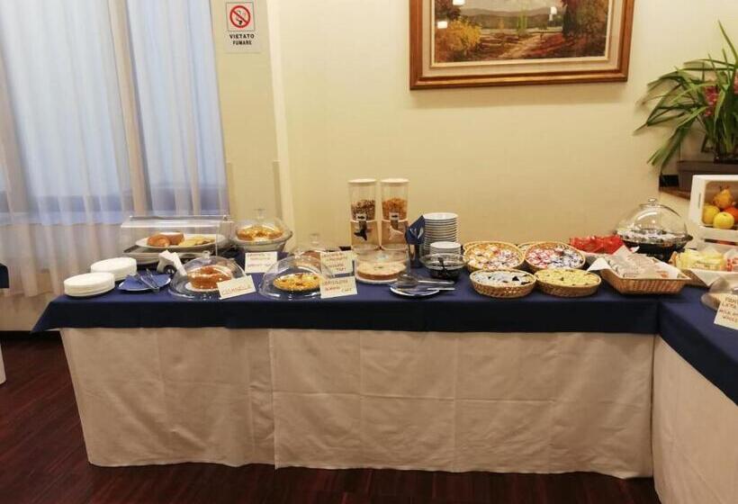 اتاق استاندارد چهار تخته, Kursaal Bb