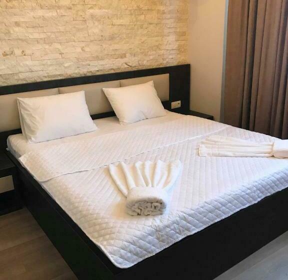 اتاق لوکس, Iveria