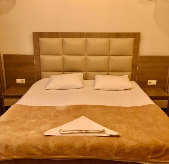 اتاق لوکس, Iveria