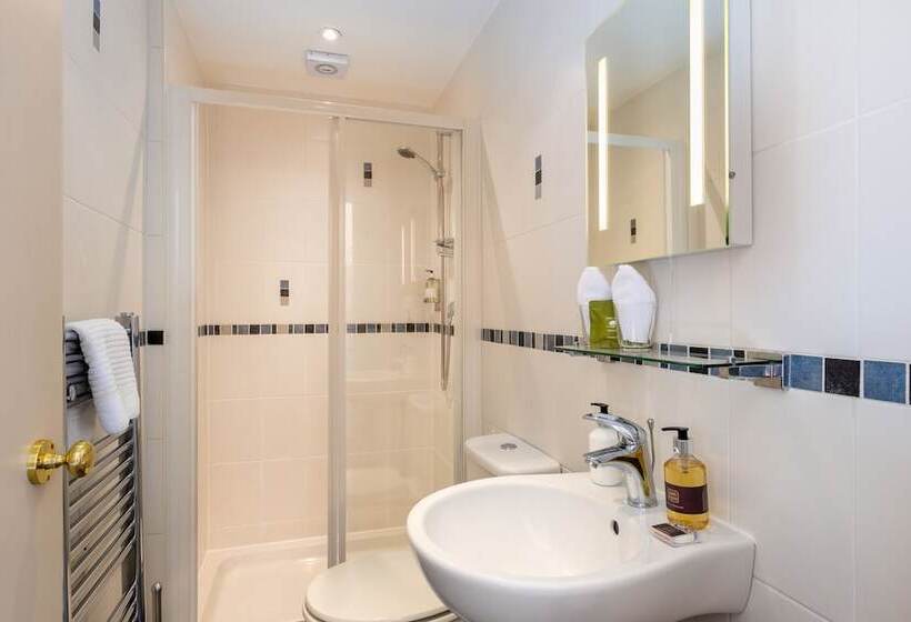 اتاق استاندارد, 2 Cambridge Villas