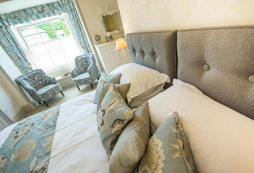 اتاق لوکس, 2 Cambridge Villas