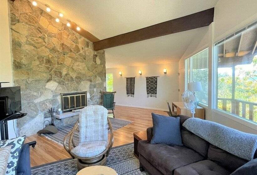 Хижина, Valley View Cabin