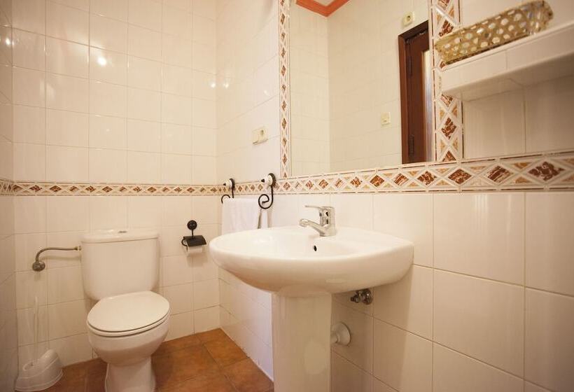 Номер Стандарт, Hostal Castilla