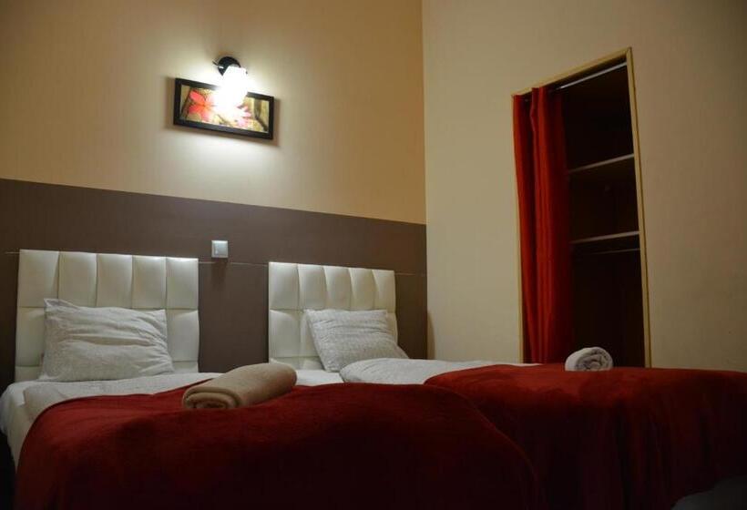 Apartamento 3 Dormitórios, Residence B&b La Fontaine Apart